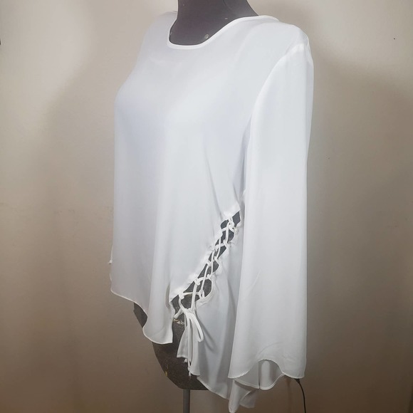 Liquid by Sioni Top High Low Lace Up Sides M White Bell Sleeve Flutter - Picture 2 of 7